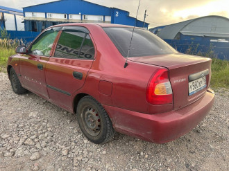 В разборе Hyundai Accent 2000-2012