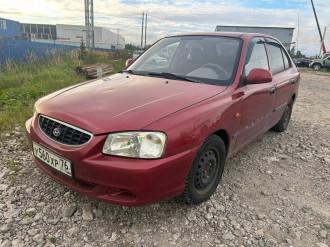 В разборе Hyundai Accent 2000-2012