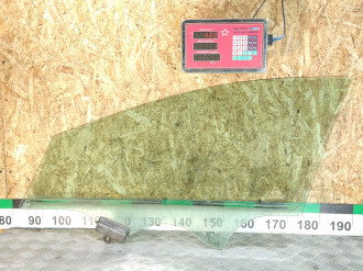 Стекло двери передней левой Hyundai I40 2011-2019