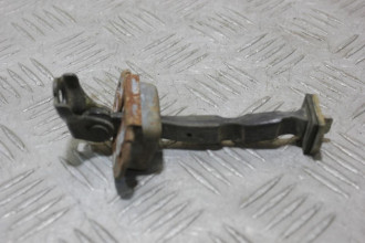 Ограничитель двери задний Infiniti Qx 56 2004-2009