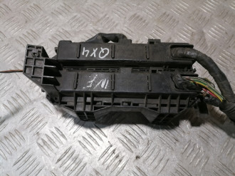 Блок предохранителей салонный Infiniti Qx 4 1996-2002