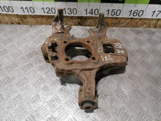 Кулак задний правый Infiniti Qx 56 2004-2009