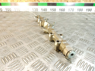 Рейка топливная рампа Infiniti Qx 56 2010-2021