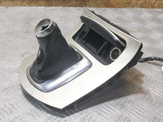 Рамка кулисы кпп Infiniti G 2007-2014