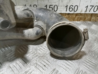 Патрубок воздушного фильтра Infiniti Qx 56 2004-2009