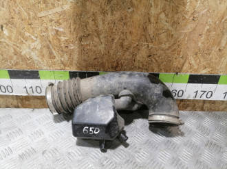 Патрубок воздушного фильтра Infiniti Qx 56 2004-2009