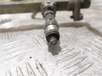 Форсунка двигателя Infiniti Qx 56 2004-2009