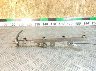 Рейка топливная рампа Infiniti Qx 56 2004-2009