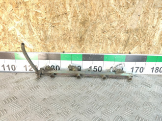 Рейка топливная рампа Infiniti Qx 56 2004-2009