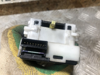 Переключатель подрулевой левый Infiniti Qx 56 2004-2009