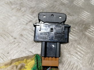 Кнопка многофункциональная Infiniti Qx 56 2004-2009