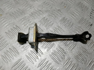 Ограничитель двери задний Infiniti G 2007-2014