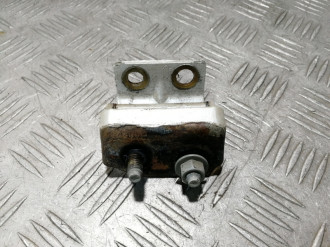 Петля багажника левая Infiniti Qx 56 2004-2009