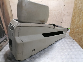 Консоль Infiniti Qx 56 2004-2009