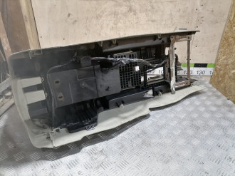 Консоль Infiniti Qx 56 2004-2009