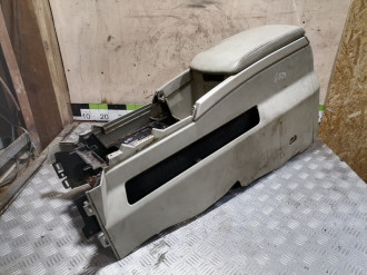 Консоль Infiniti Qx 56 2004-2009