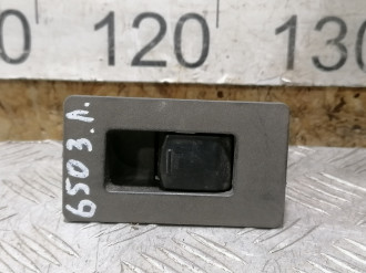 Кнопка стеклоподъемника Infiniti Qx 56 2004-2009