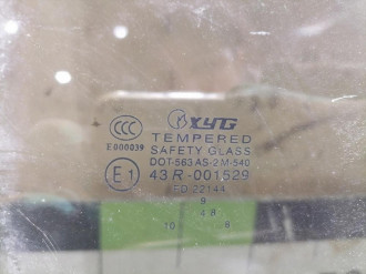 Стекло двери задней правой Infiniti Qx 56 2004-2009