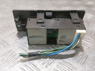 Кнопка стеклоподъемника Infiniti Qx 56 2004-2009