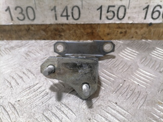 Петля двери задней правой верхняя Infiniti G 2007-2014