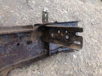 Усилитель бампера заднего Infiniti Qx 56 2004-2009