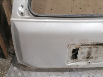 Дверь багажника Infiniti Qx 56 2004-2009
