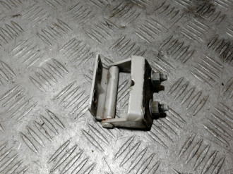 Петля багажника правая Infiniti Qx 56 2004-2009