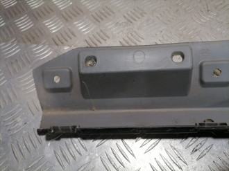 Накладка двери задней левой Infiniti Qx 56 2004-2009