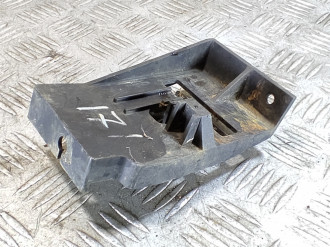 Ручка открывания капота Infiniti Qx 56 2004-2009