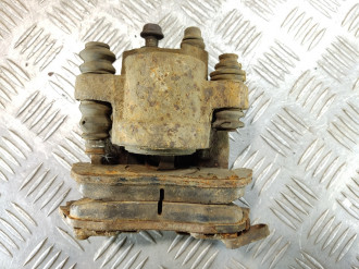 Суппорт задний правый Infiniti Qx 56 2004-2009