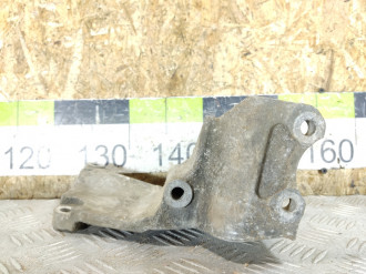 Кронштейн генератора Infiniti Qx 56 2004-2009