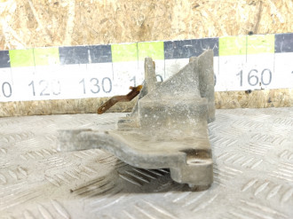 Кронштейн генератора Infiniti Qx 56 2004-2009