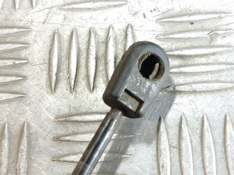 Амортизатор стекла багажника Infiniti Qx 4 1996-2002