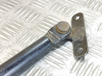 Амортизатор двери багажника Infiniti Qx 4 1996-2002