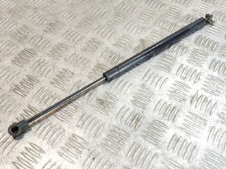 Амортизатор стекла багажника Infiniti Qx 56 2004-2009