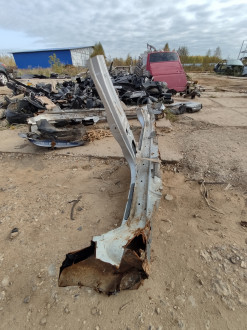 Порог со стойкой левой Infiniti Qx 56 2004-2009