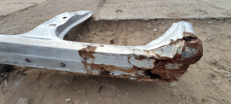 Порог со стойкой левой Infiniti Qx 56 2004-2009