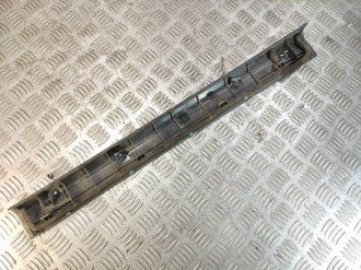 Накладка порога внутренняя передняя правая Infiniti Fx 2003-2007