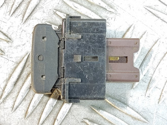 Кнопка обогрева сидений Infiniti Qx 56 2004-2009