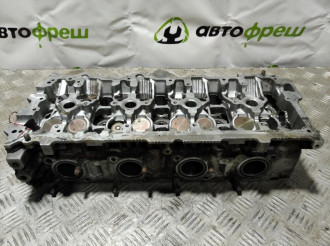 Головка блока двигателя Infiniti Qx 56 2004-2009