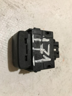 Кнопка открывания багажника Infiniti Qx 56 2004-2009