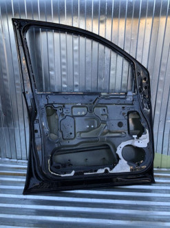 Дверь передняя левая Infiniti Qx 56 2004-2009