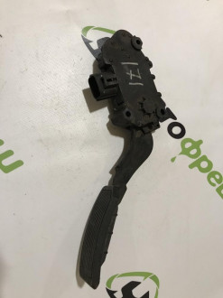 Педаль газа Infiniti Qx 56 2004-2009