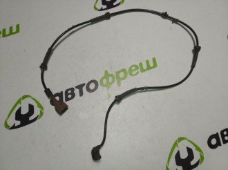 Датчик ABS задний правый Infiniti Qx 56 2004-2009
