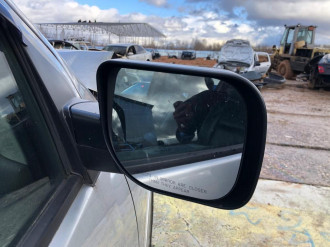 В разборе Infiniti Qx 56 2004-2009