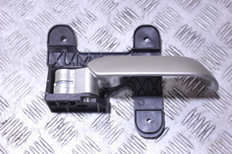 Ручка двери внутренняя передняя правая Infiniti Qx 56 2004-2009
