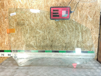 Стекло двери передней правой Infiniti Qx 56 2004-2009