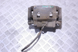 Суппорт передний правый Infiniti Qx 56 2004-2009