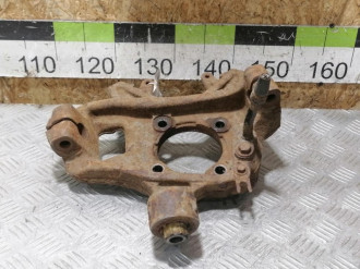 Кулак задний правый Infiniti Qx 56 2004-2009