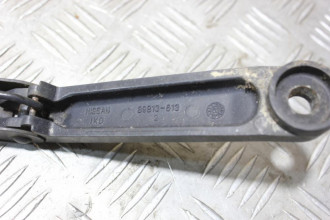 Поводок стеклоочистителя передний правый Infiniti Qx 56 2004-2009